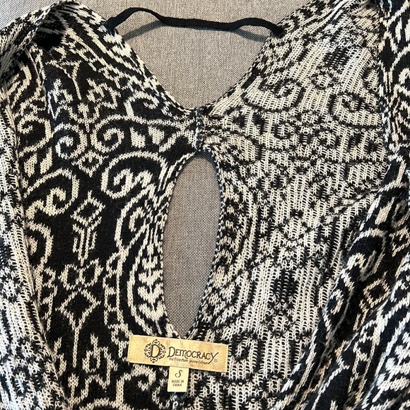 Democracy | Size S | Paisley Boho Style poncho with Arm holes | Overlap front - Picture 4 of 7